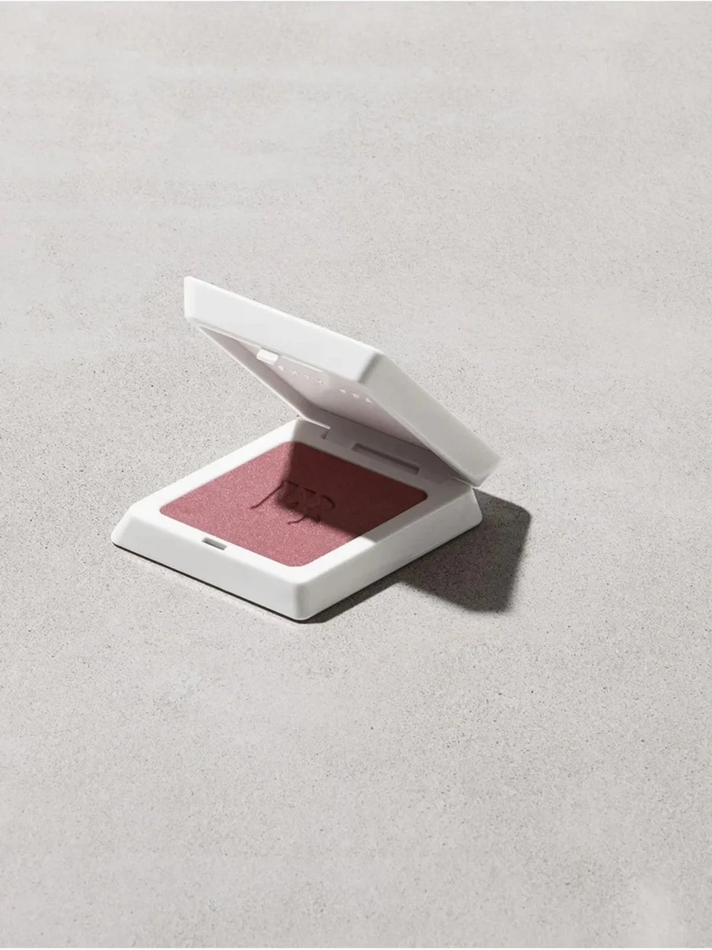 FENTY CHEEKS SUEDE POWDER BLUSH -Riri